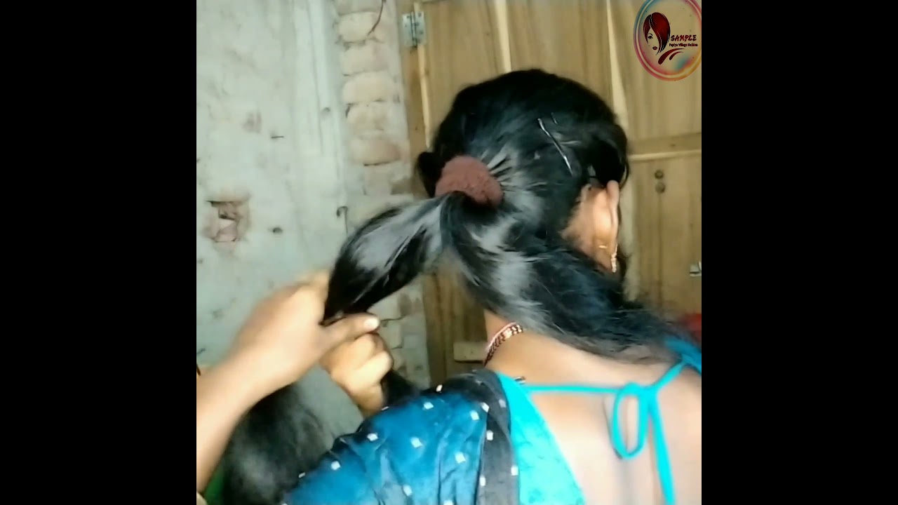 women Beutiful flower hairstyle